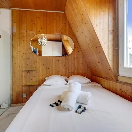 Apartment Marais Rosiers *